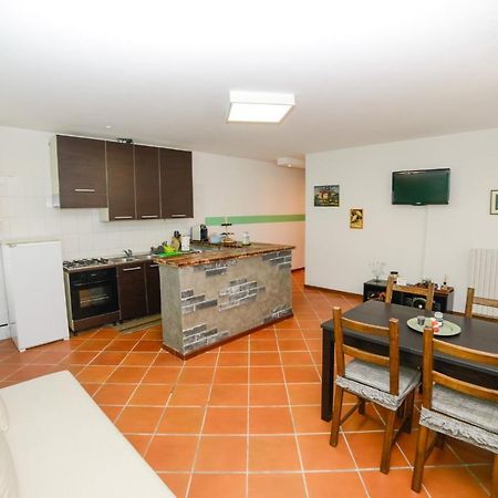 Loft Free Parking Agli Ulivi Moderno E Spazioso Peschiera del Garda Luaran gambar