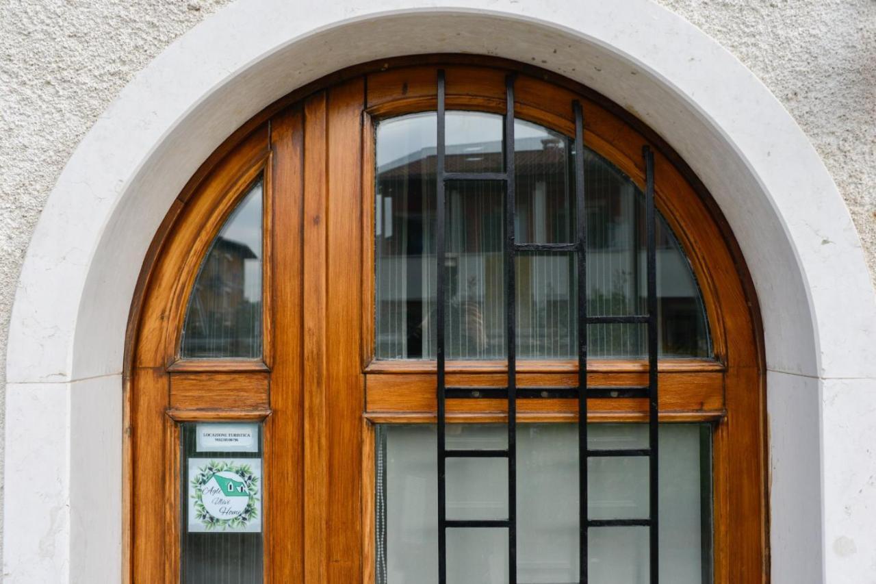 Loft Free Parking Agli Ulivi Moderno E Spazioso Peschiera del Garda Luaran gambar