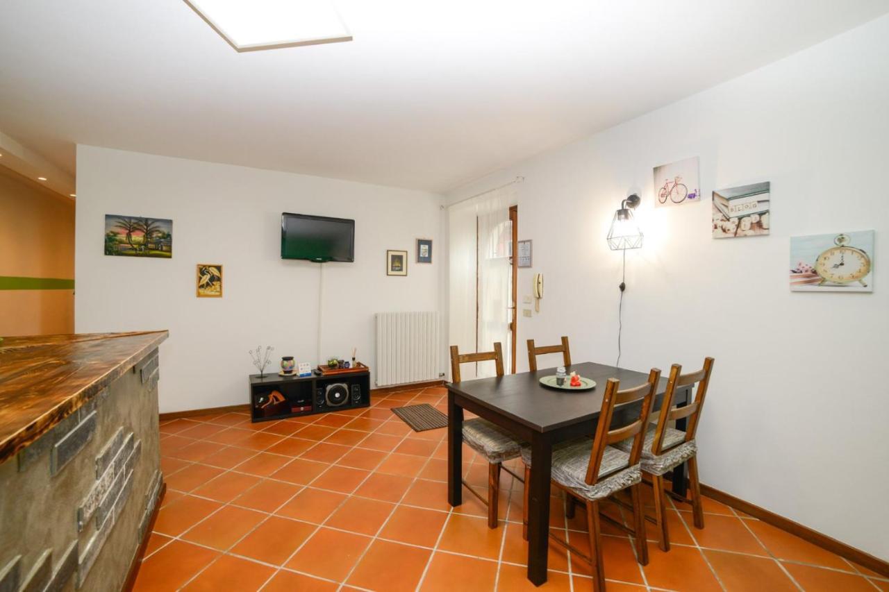 Loft Free Parking Agli Ulivi Moderno E Spazioso Peschiera del Garda Luaran gambar